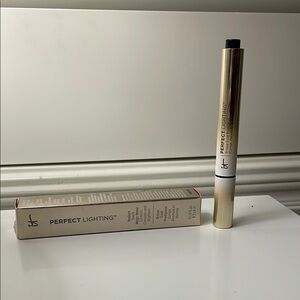 IT Cosmetics Perfect Lighting Pen